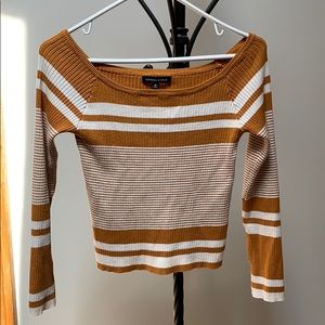 Cropped sweater